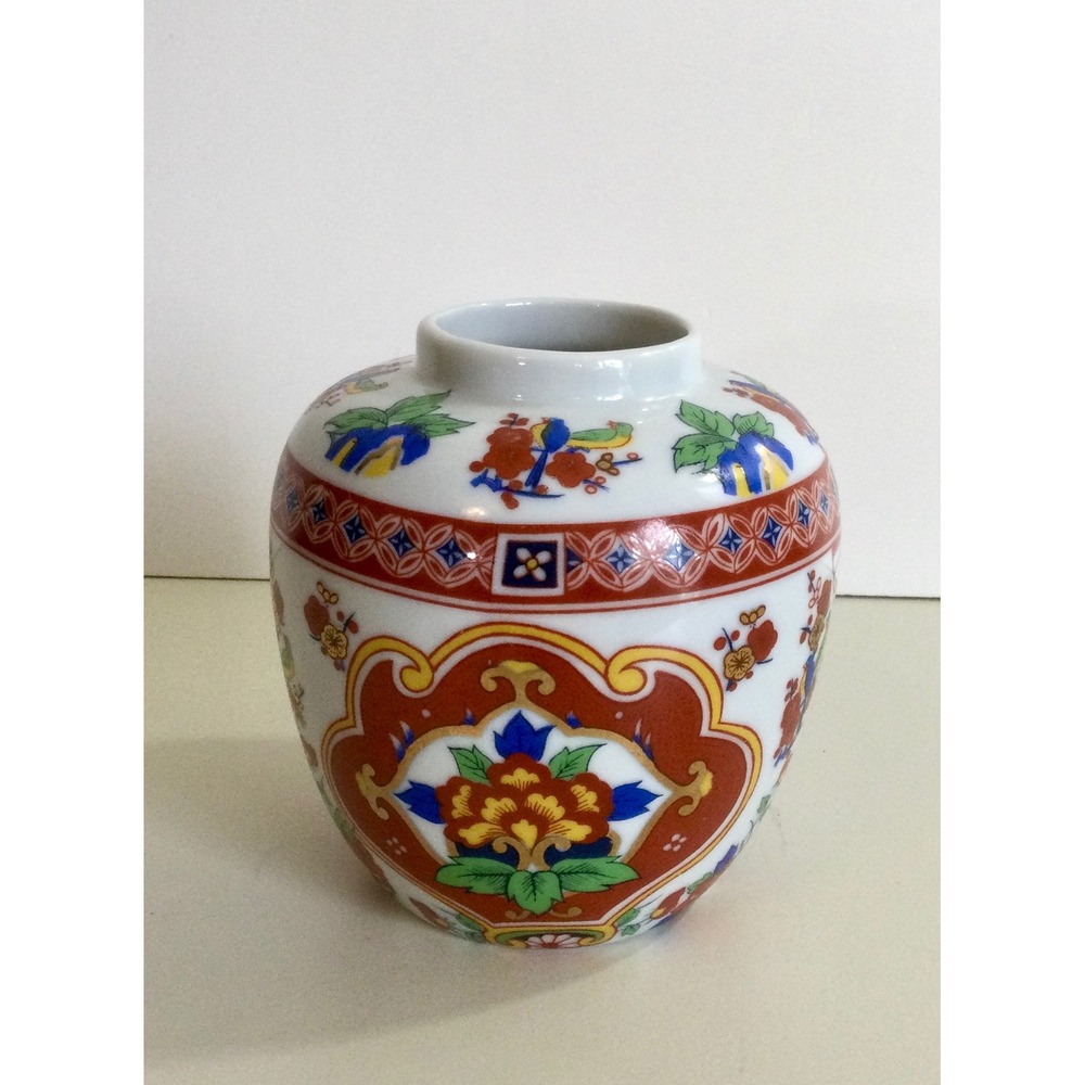 Vintage Imari Style Porcelain Ginger Jar Bud Vase Floral Bird Motif Taiwan 5in